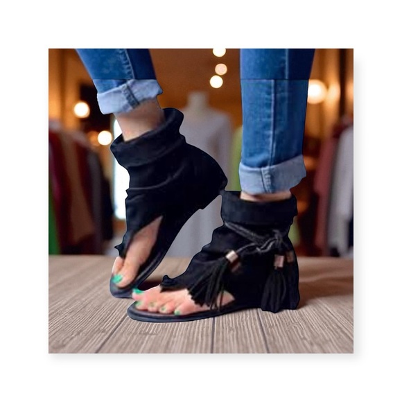 Deadstock: new Free People ❤︎ Marlo Fringe Tassel Sandal Boot ❤︎ Black Suede 7M - Picture 1 of 16